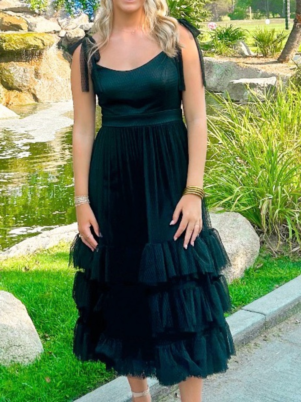 Lulus Black Tiered Tulle Midi Dress with Tie-Shoulder Straps - Sz M (062)
